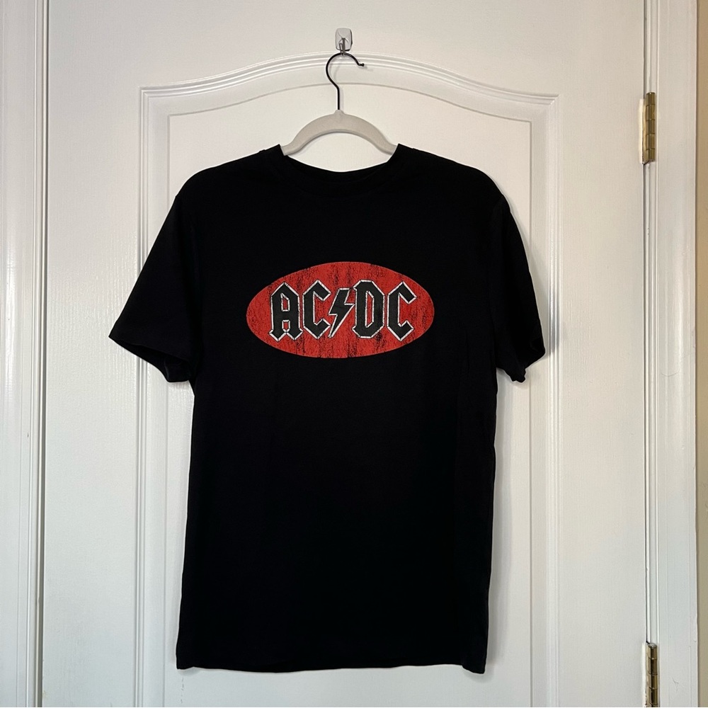 ♡ NWT ♡ AC/DC Black & Red Graphic Tee